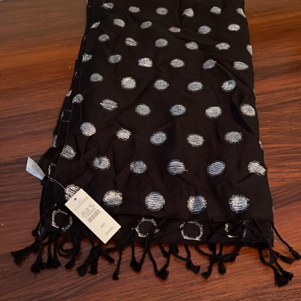 Talbots scarf approximately 72”x22” - Picture 1 of 4